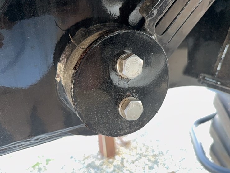 2023-new-holland-sp.310f-image-44