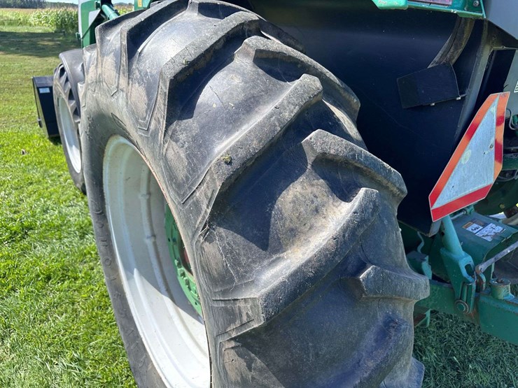 white-american-80-image-19