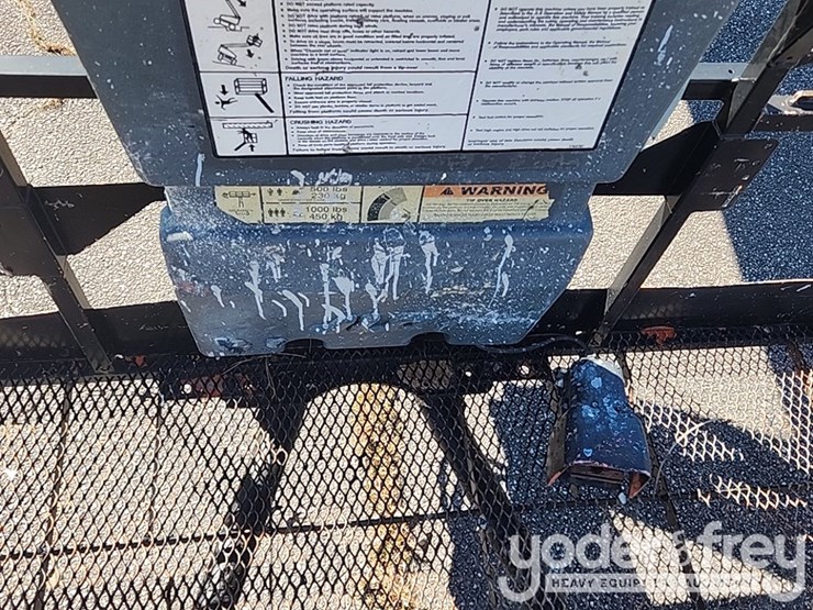 2014-jlg-800aj-image-25