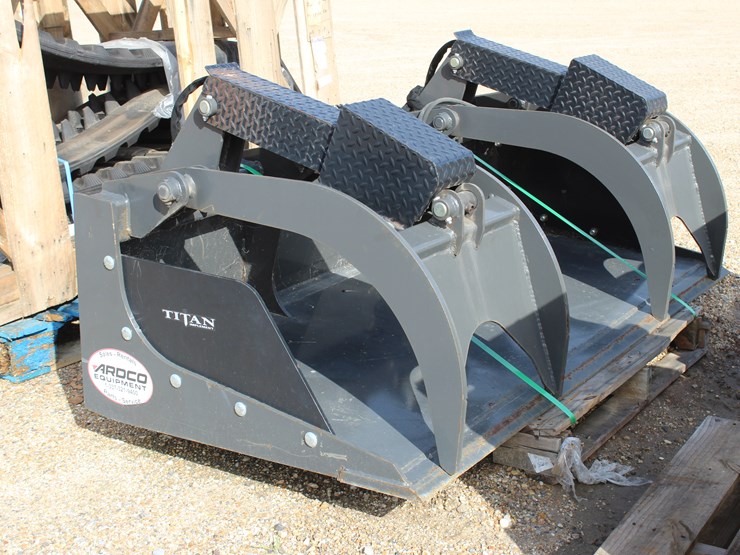 #24012-•-titan-grapple-bucket-image-2