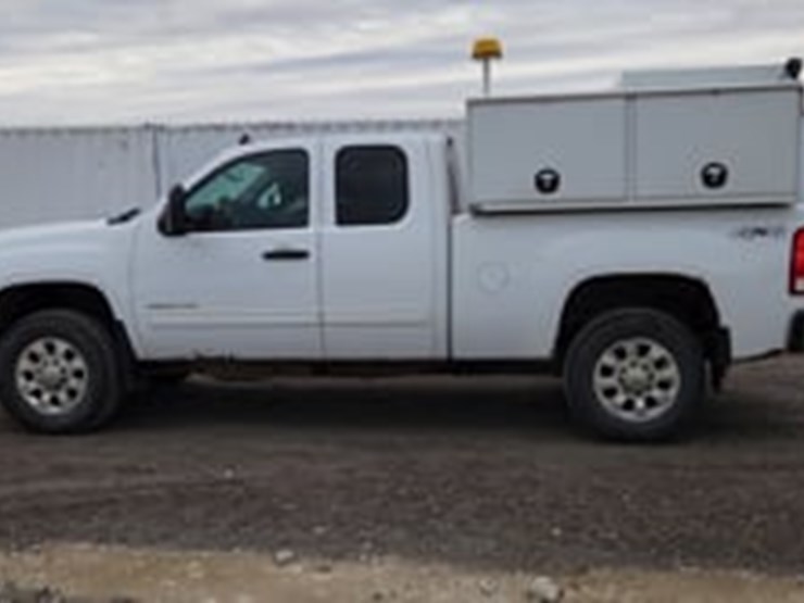 2013-gmc-sierra-2500hd-sle-image-9