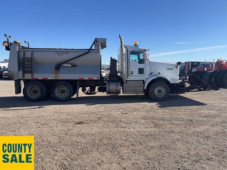 2016-kenworth-t800-image-5