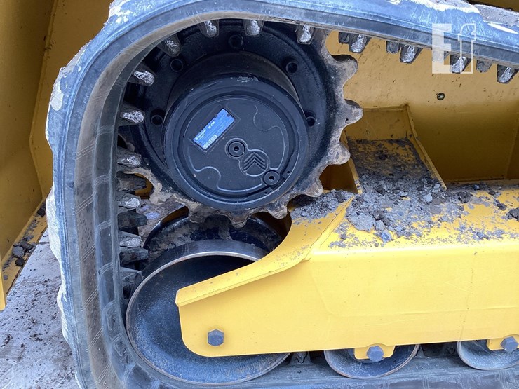 2014-gehl-rt250-image-13