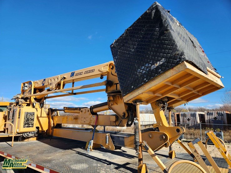 2009-international-workstar-7500-image-9