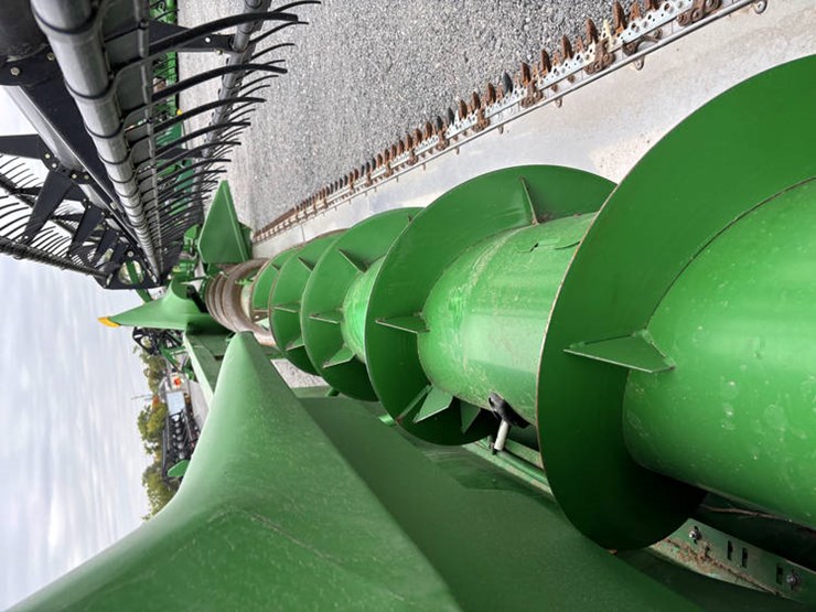 2012-john-deere-625f-image-14