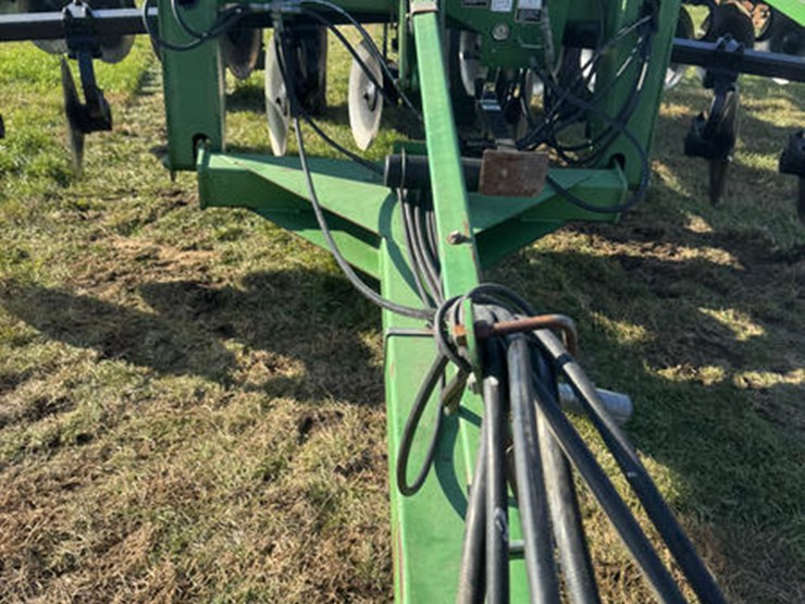 john-deere-2700-image-29