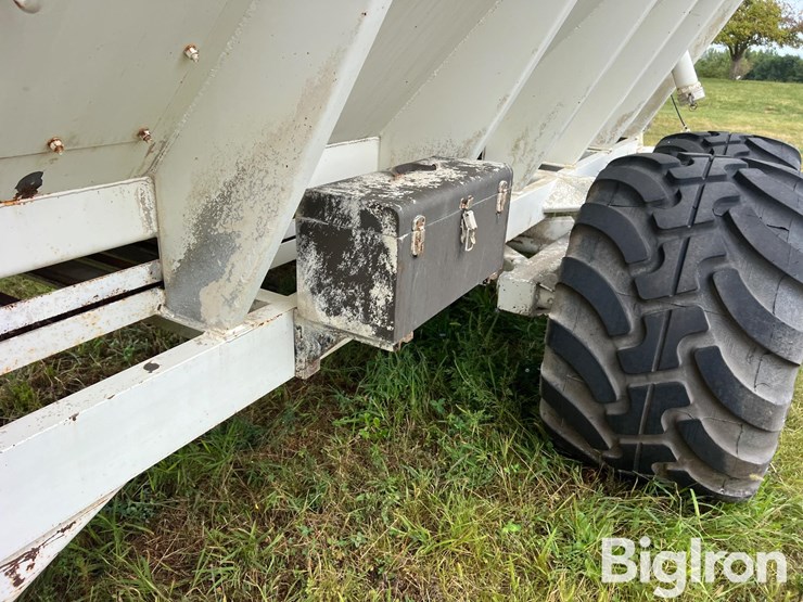 stoltz-mfg-28-4058-t/a-lime-spreader-image-17