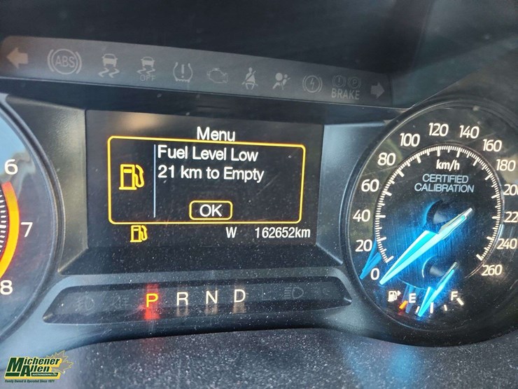 2017-ford-explorer-image-8