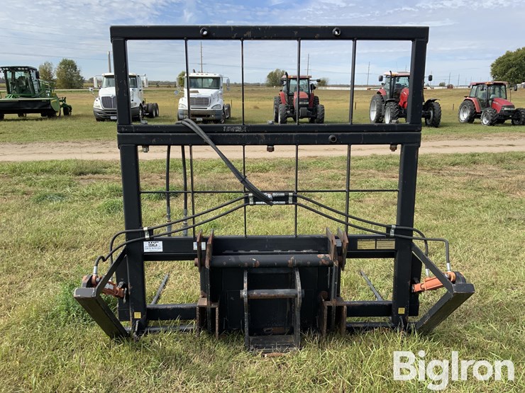 mds-hc243e-bale-stabber-w/hydraulic-push-off-image-6