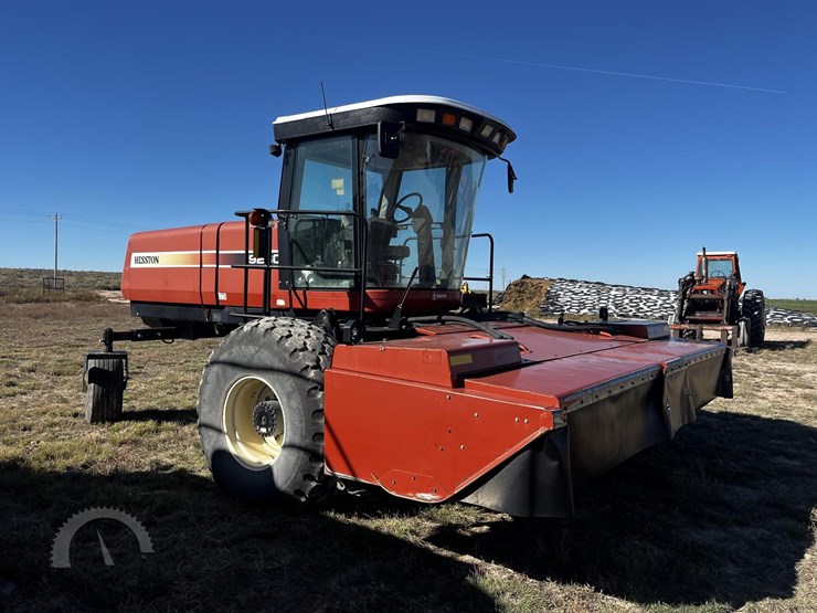 2005-hesston-9260-image-1