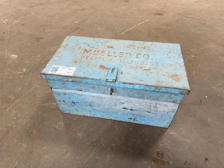 mueller-b-100-pipe-tapping-machine-image-1