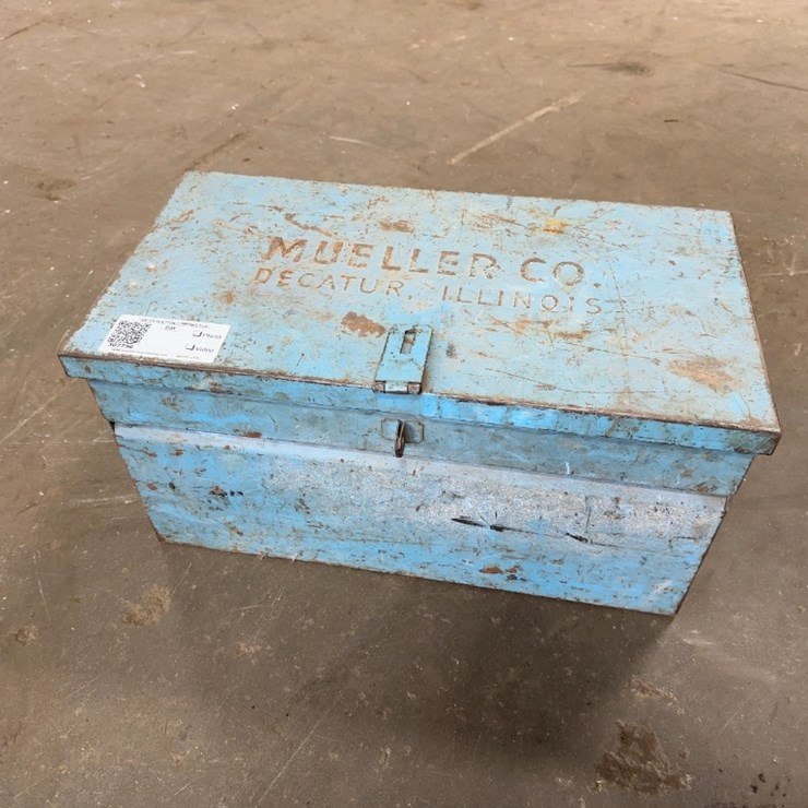 MUELLER B-100 PIPE TAPPING MACHINE