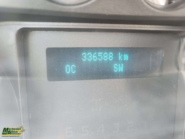 2011-ford-f250-image-8