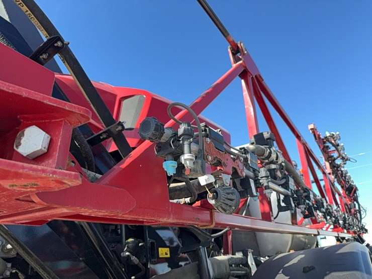 2023-case-ih-4350-patriot--sprayer-image-219