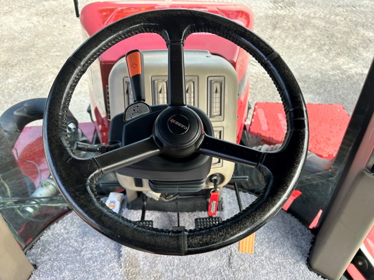 2013-case-ih-steiger-550-hd-image-37