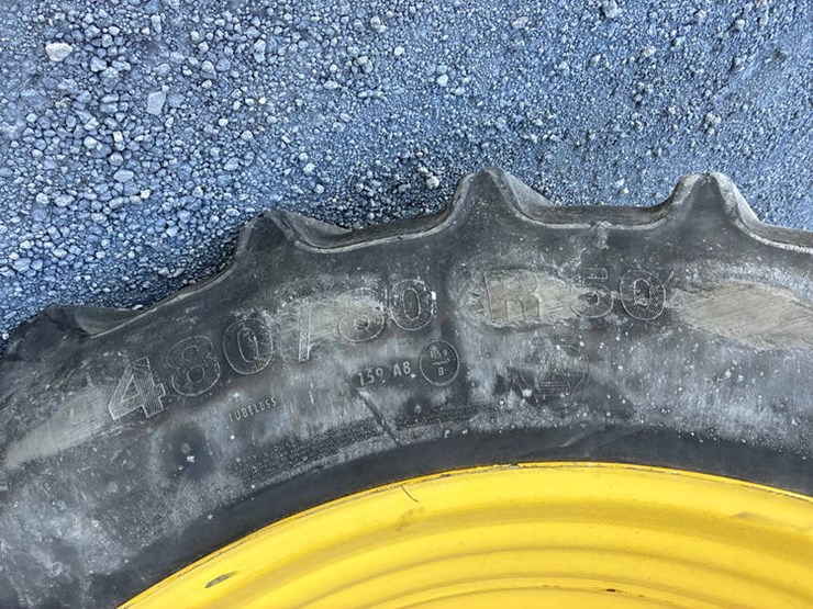 2015-john-deere-8295r-image-38