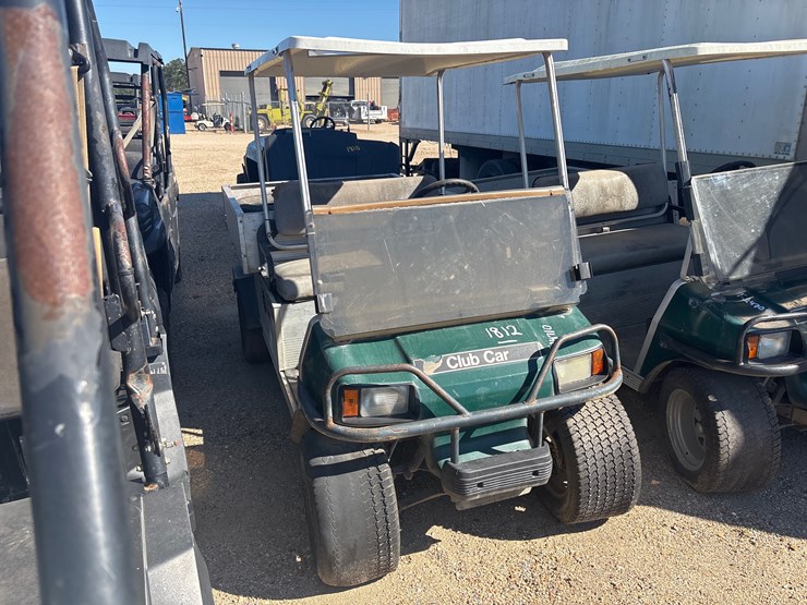 club-car-carryall-252-image-2