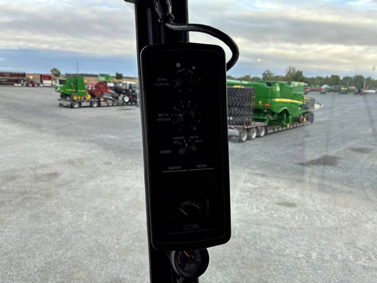 1990-case-ih-1660-image-105