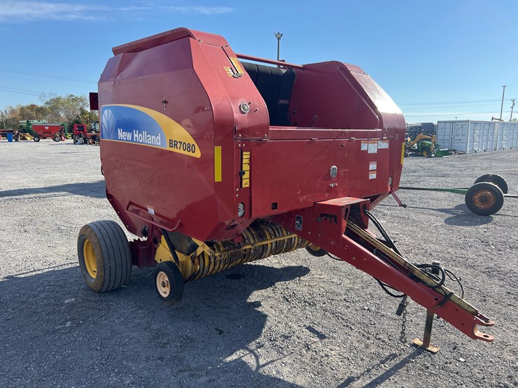 new-holland-br7080-image-5