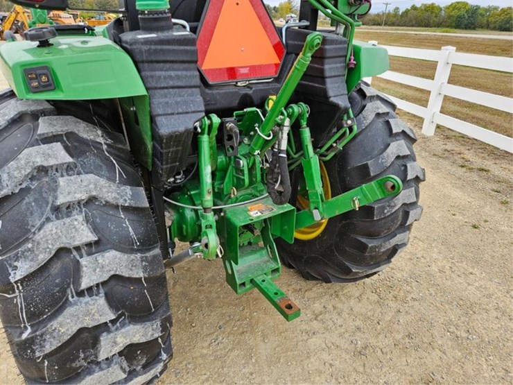 #3087-•-john-deere-4066-4x4-tractor,-h180-loader-image-19