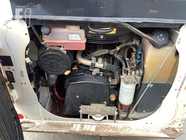 2021-bobcat-t62-image-13