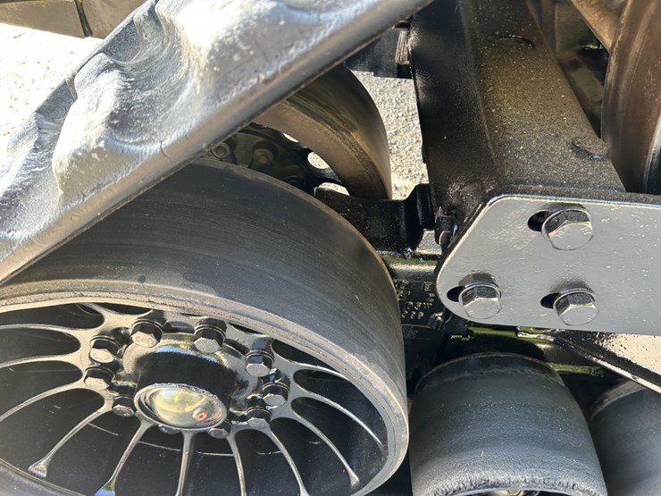 2013-case-ih-steiger-550-hd-image-60