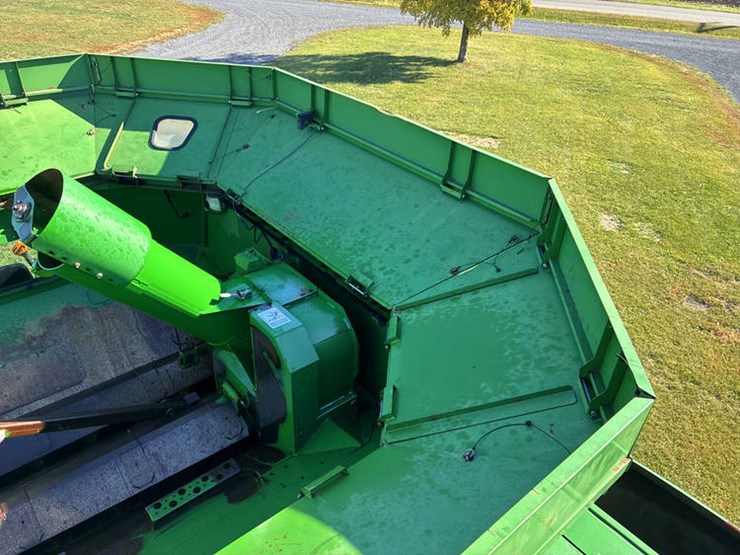 2010-john-deere-2010-image-99