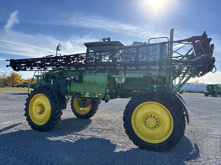 2014-john-deere-4830-image-8