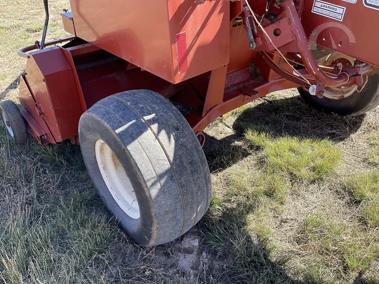 2001-hesston-4590-image-12