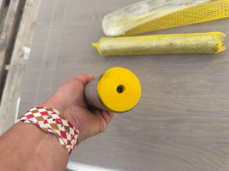 (2)-universal-bucket-pins-hl-40mm-x-270mm-image-4