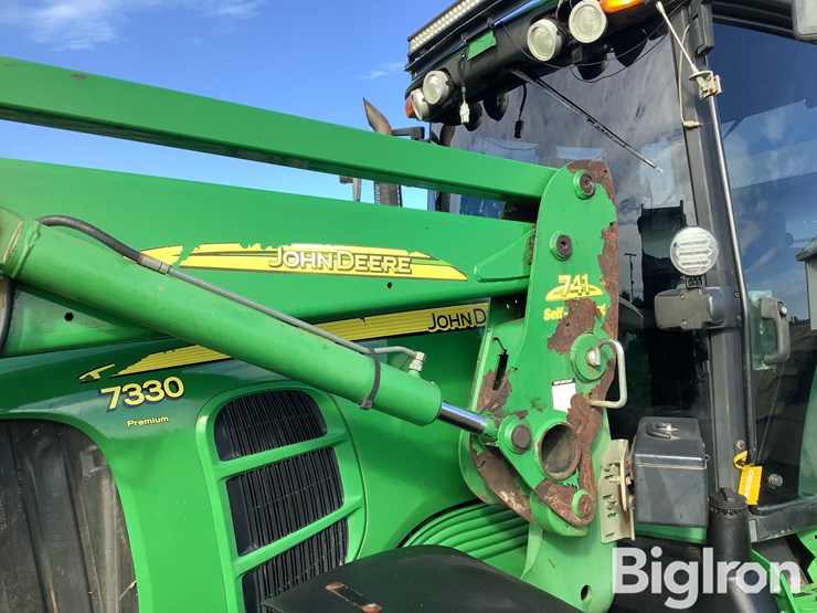 john-deere-7330-premium-image-14