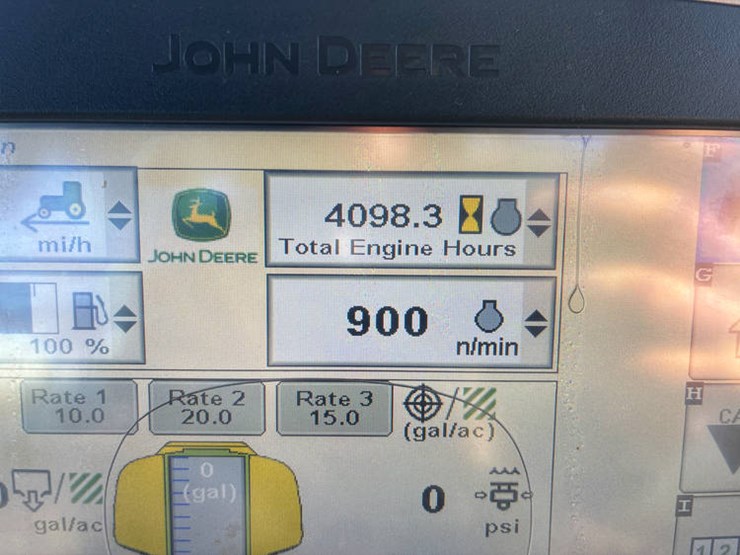 2014-john-deere-4830-image-89