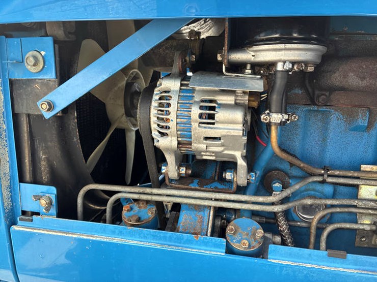 new-holland-2120-image-43