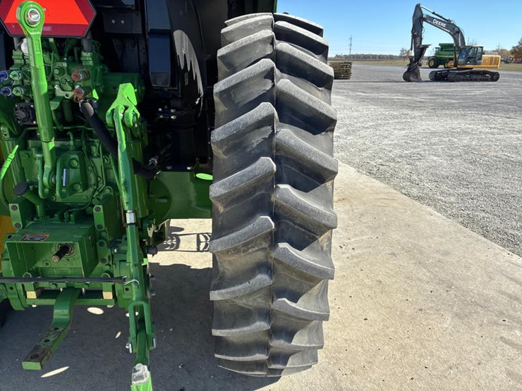 2023-john-deere-6175m-image-57