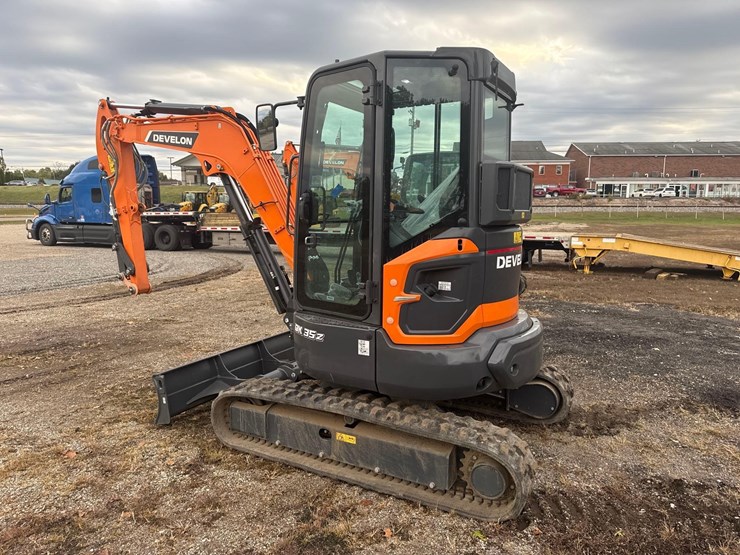 develon-dx35z-7-image-3