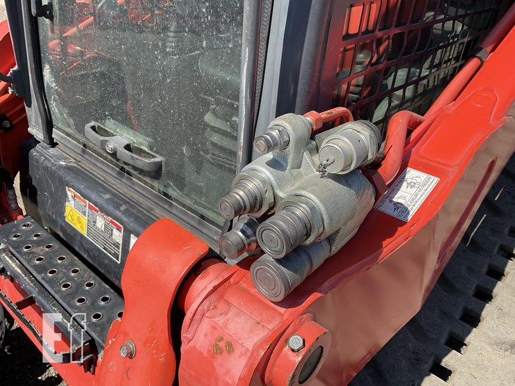 2020-kubota-svl95-2s-image-12