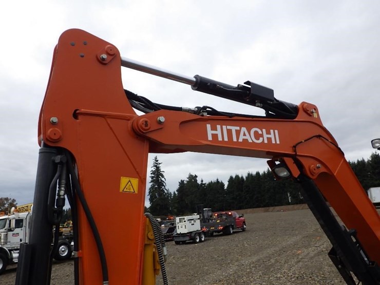 hitachi-zx40u-image-12