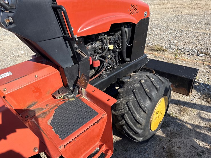 2008-ditch-witch-rt40-image-19