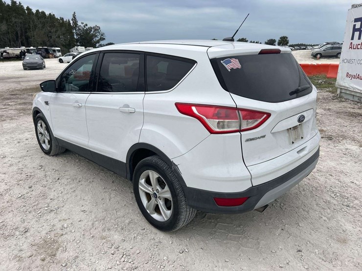 2013-ford-escape-image-4