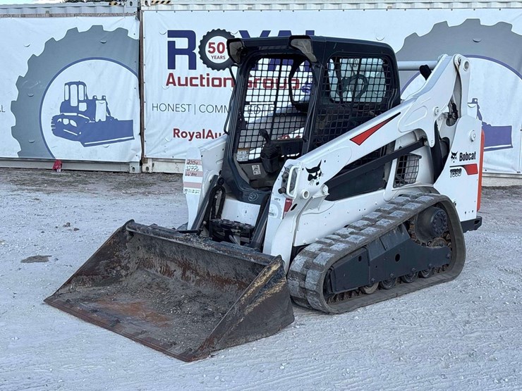 2016-bobcat-t590-image-1