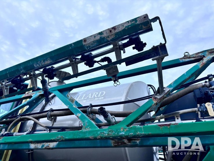 2020-john-deere-r4060-image-95