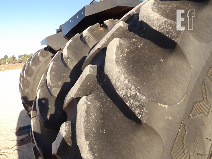 1993-ford-946-image-19