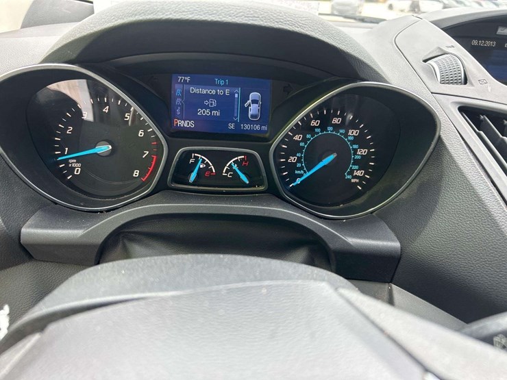 2013-ford-escape-image-12