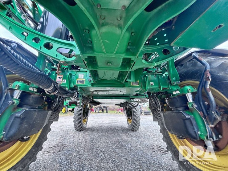 2020-john-deere-r4060-image-26
