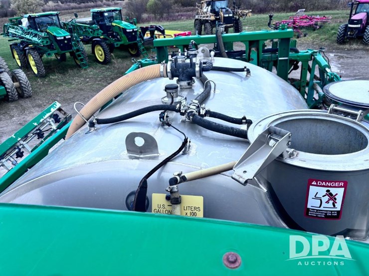 2020-john-deere-r4060-image-117