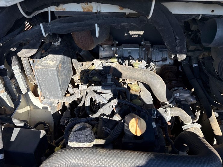 2018-takeuchi-tl10v2-image-11