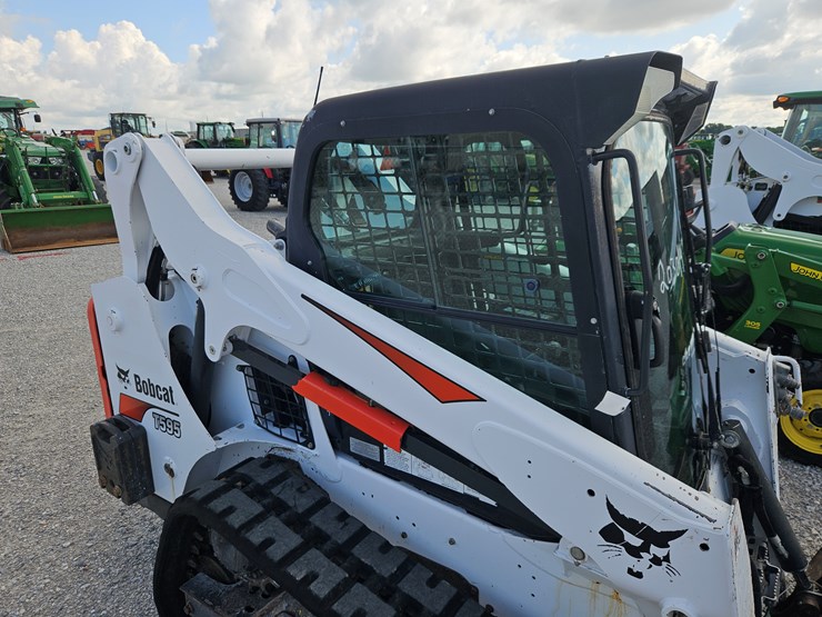 2018-bobcat-t595-image-13