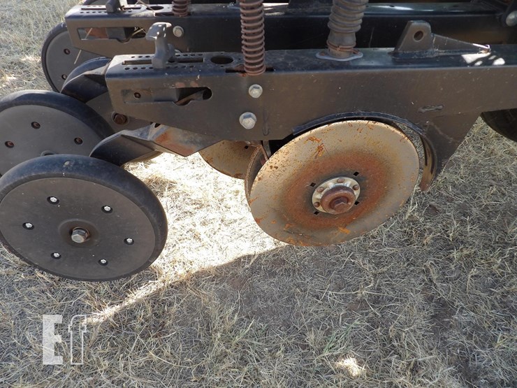 great-plains-solid-stand-30-image-7