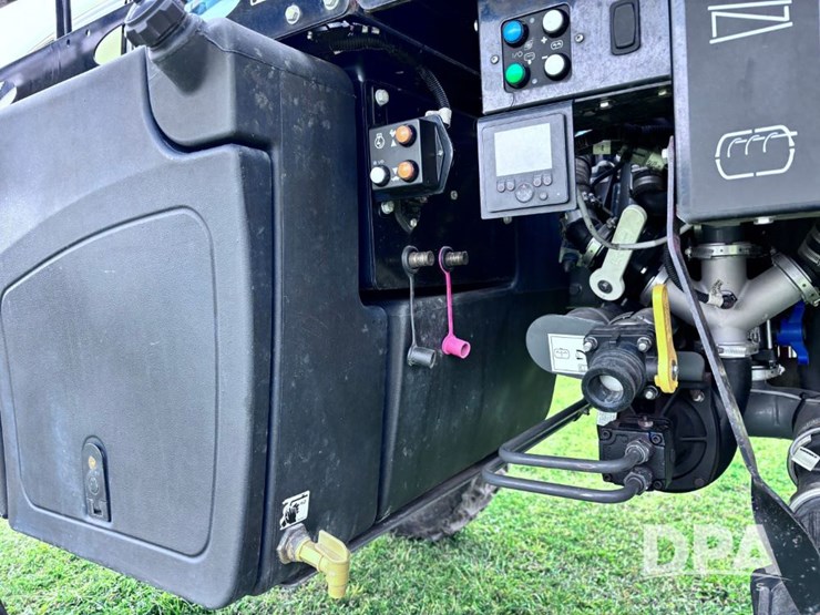 2018-ag-chem-rg1300b-image-43