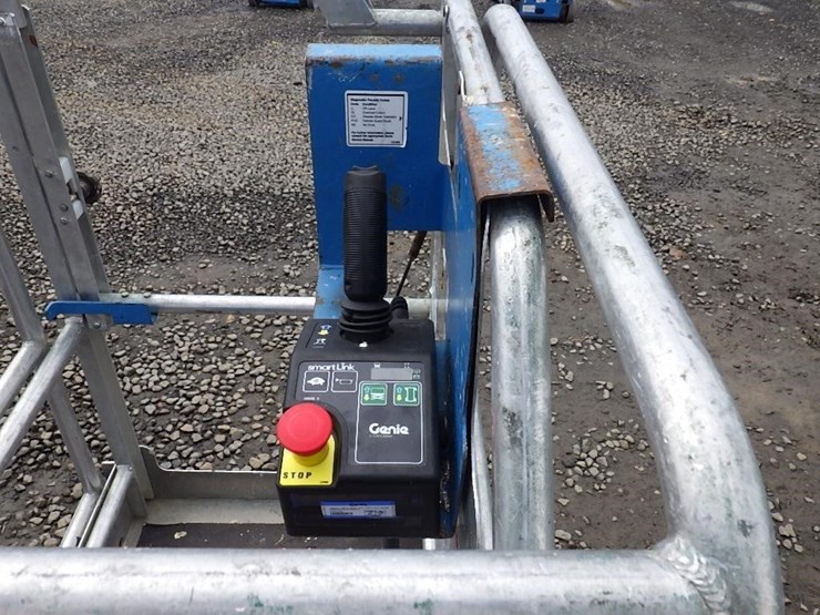 2013-genie-gr20-image-10